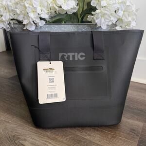 RTIC Ultra-Tough Waterproof Tote Bag Black TPU Beach Camping Boat 19”